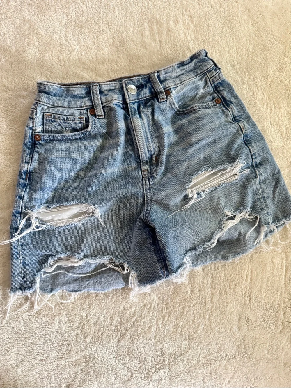 American Eagle Distressed High Rise Denim Shorts Size 00